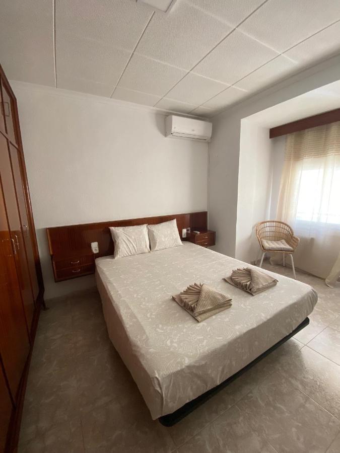 Cozy Apartment in Centre of Alicante near Plaza de Toros Exterior foto